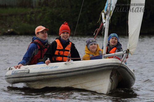 Экипаж яхты Иту Лариу Дэн